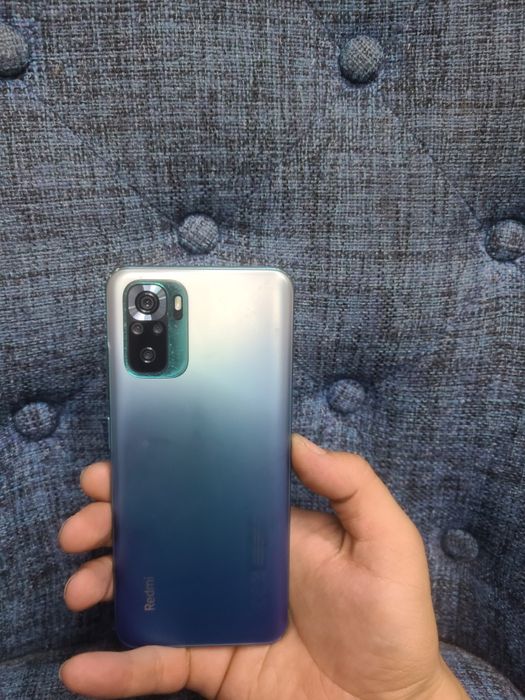 Продам Redmi Note 10