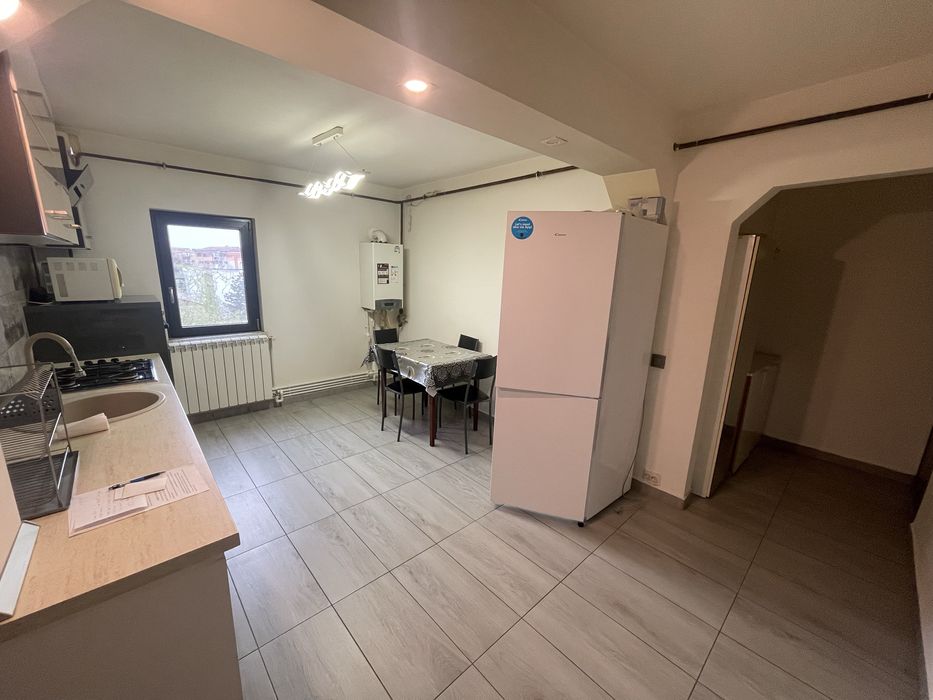 Inchiriez apartament Brazda 3/4 cu centrala termica