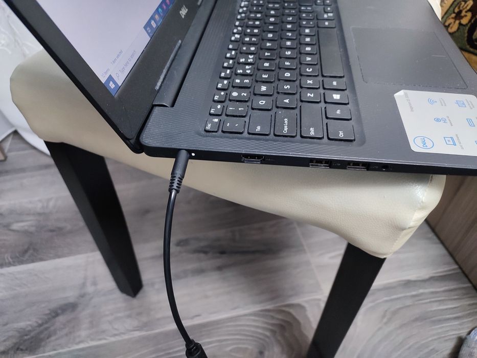 Laptop dell inspirion / Schimb cu trotineta electrica.