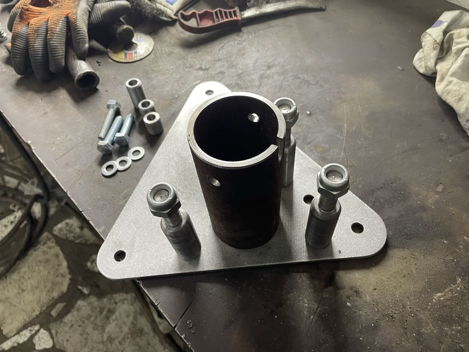 Кронштейн запаски w463