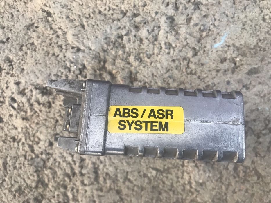 Блок управления ABS