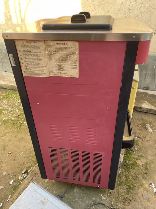 Фризеры мороженое аппарад и морозильник