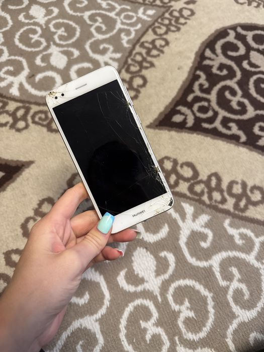 Телефон huawei model SLA-L22