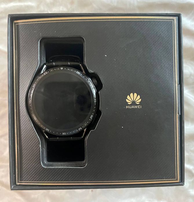 Samsung s22 galaxy buds pro Huawei watch