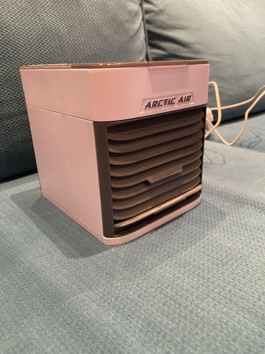 Мини охладител Arctic Air – компактен и удобен