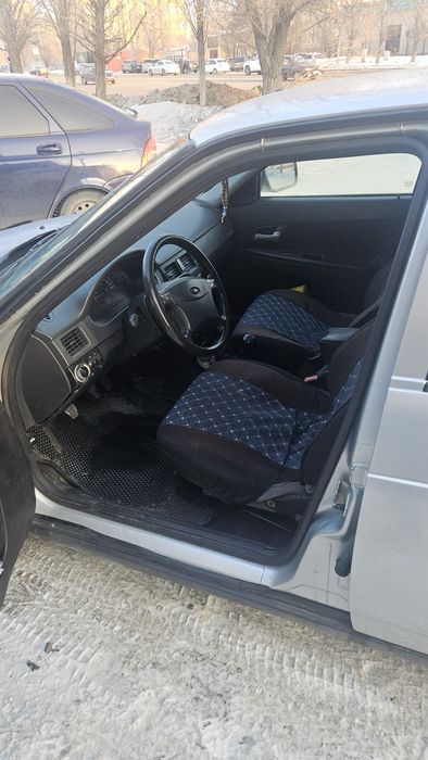 Продам Ваз Приору 1