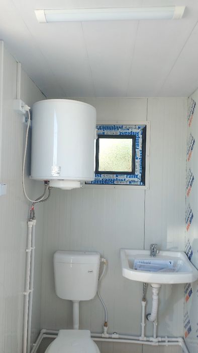 Vand container tip vitrina