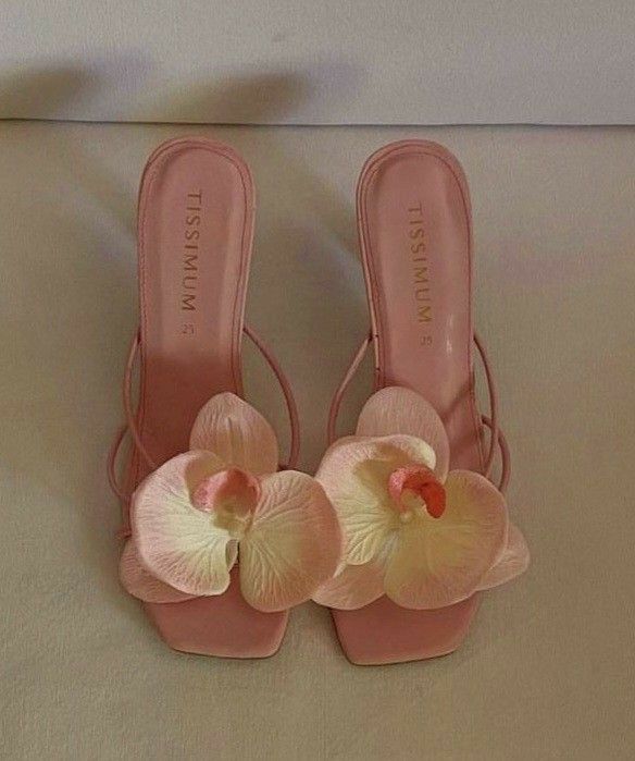 Yozgi Oyoqkiyim orchid gullari bilan, razmer  37