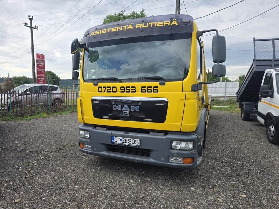Man 12.220 autoplatforma hidraulica