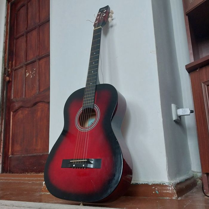 Гитара хорошоем состоение