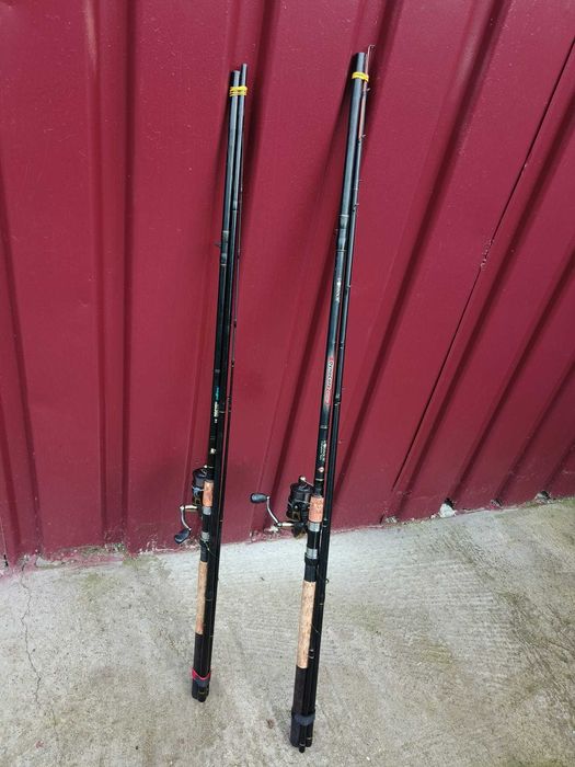 Vand 2 undite cu mulinete