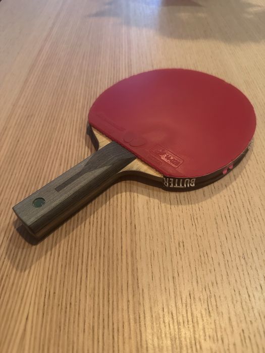 Paleta tenis de masa Butterfly Timo Boll ALC + fete Dygnics 05