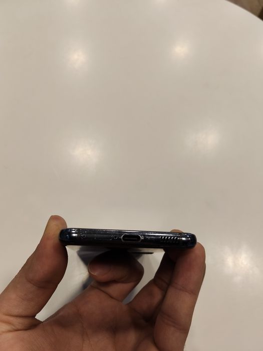 Samsung S21 5G - 8GB RAM / 128 GB Stocare