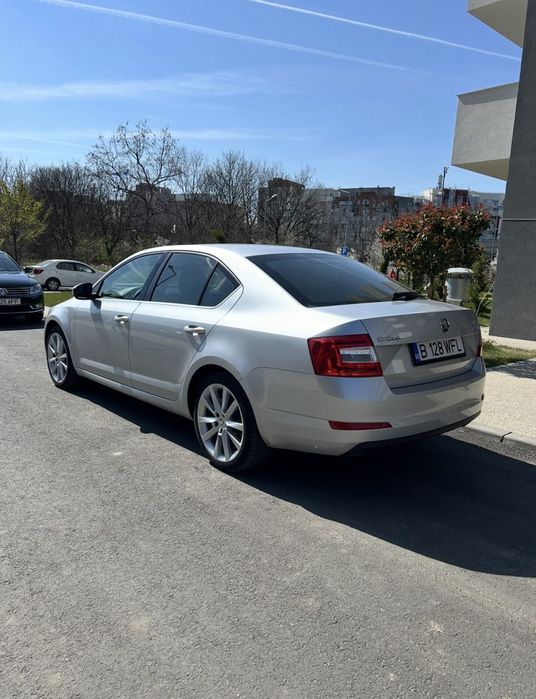 SKODA Octavia 2013 — imagine 2