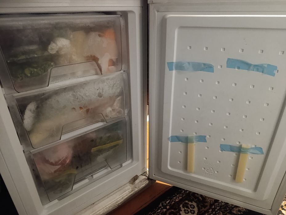 Продам морозильную камеру