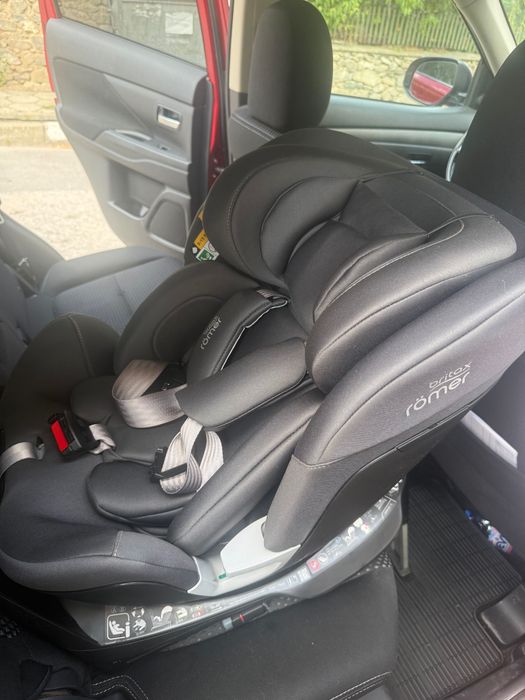 Стол за кола Britax Römer Swivel 2