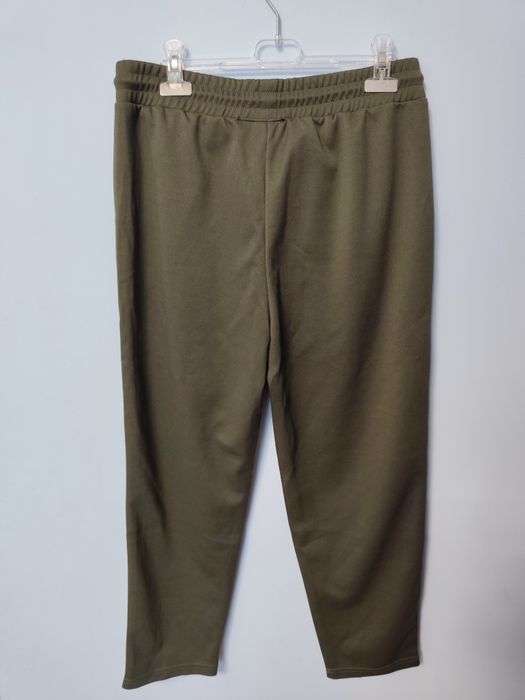Pantaloni trening Essentials mărimea L