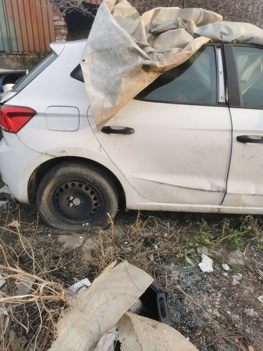 Aripa dreapta spate seat ibiza 6f