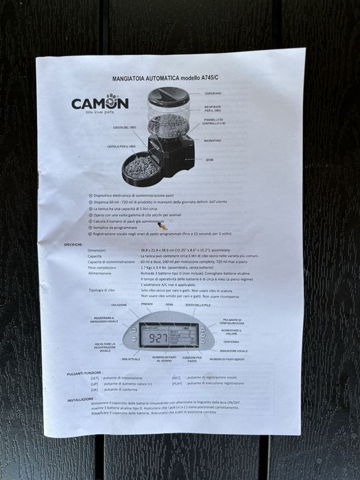 ЧИСТО НОВИ Автоматични хранилки CAMON за кучета/котки (5л / 3кг) 2бр.