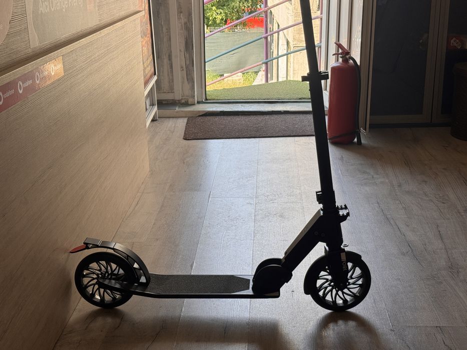 Vând trotinetă pliabilă Firefly A 180