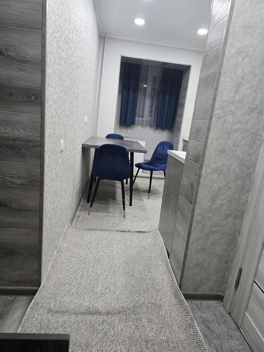 Продаётся квартира Чиланзар 8 квартал 1/3/4 кирпич