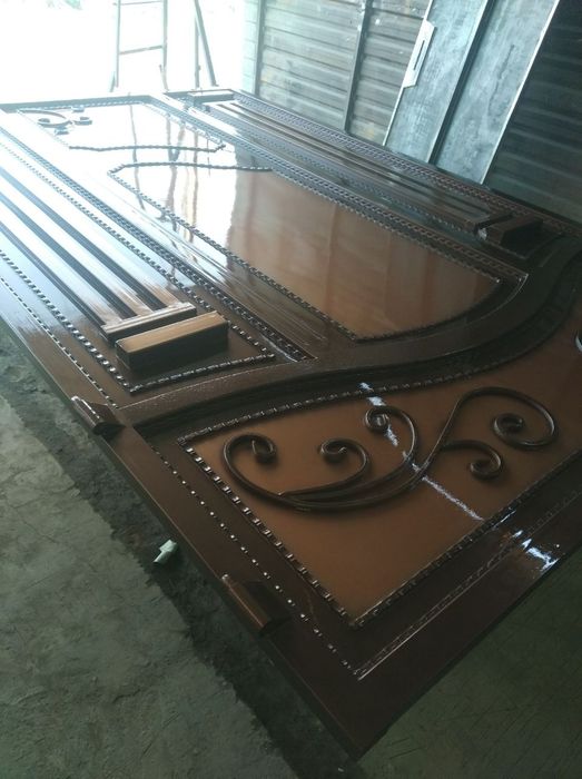 Покраска и Реставрация ворот. И ремонт ворот дверей.  Неродого и качес