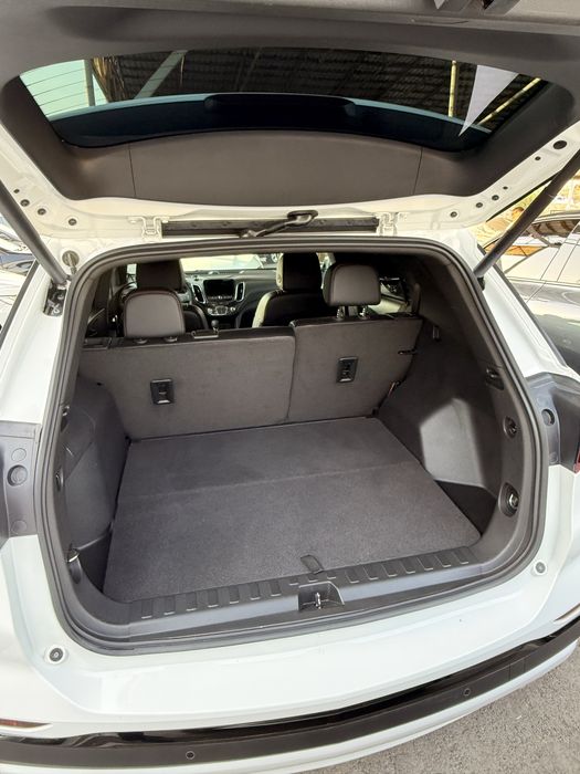 Equinox full  2023 yil 96000 ming yurgan tozza propan gaz  bor