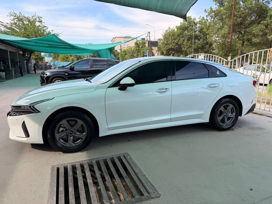 Kia K5 Luxe Light