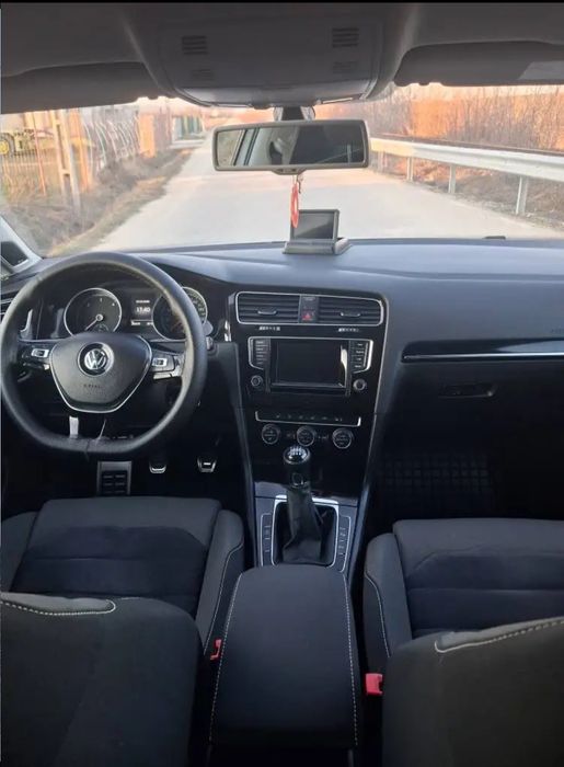 Volkswagen Golf 7 Combi Bluemotion