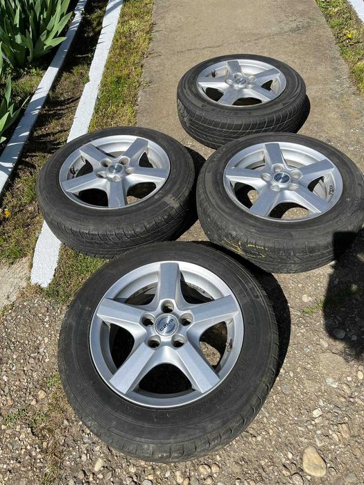Vând roți ( jante R15 + cauciucuri, 5 prezoane )