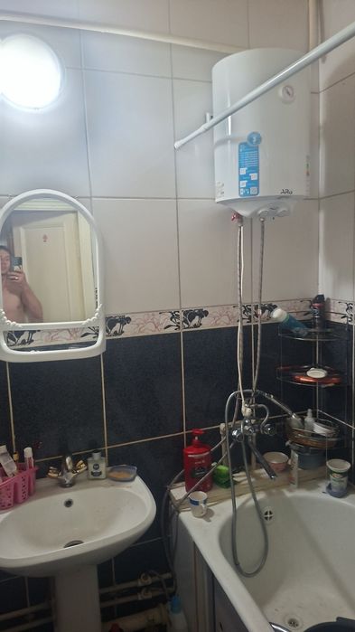Продам 2 по независимости 16