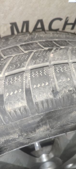 Диск шинасымен сатылады.