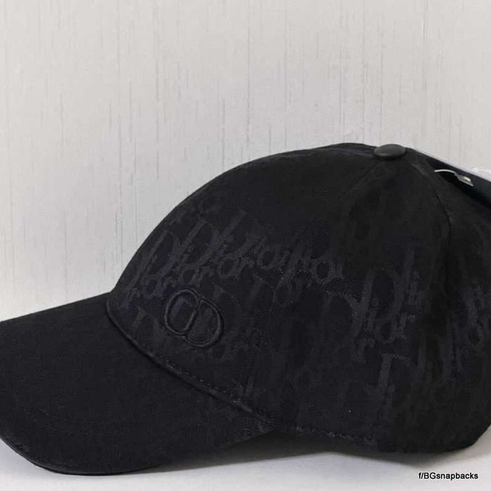 Маркови шапки нов модел  markovi shapki novi modeli дизайнерски шапки