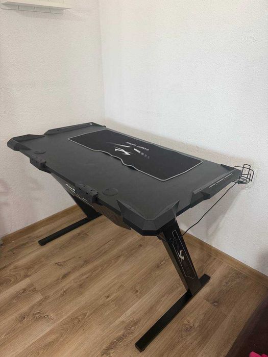 Birou de gaming de vânzare