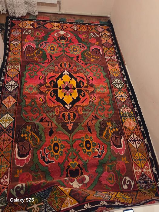 Тоқылған килем от руки