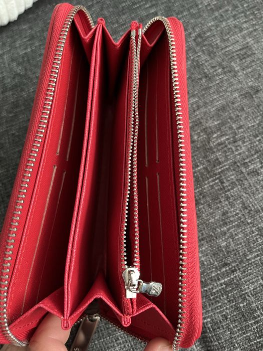Портмоне Louis Vuitton x Supreme Wallet Zip Around Epi Red