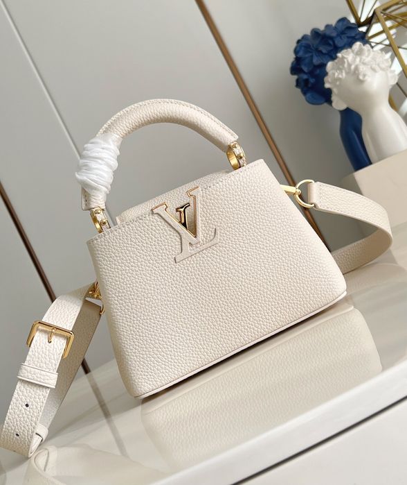 Geanta Louis Vuitton Capucines 21cm crem, Premium