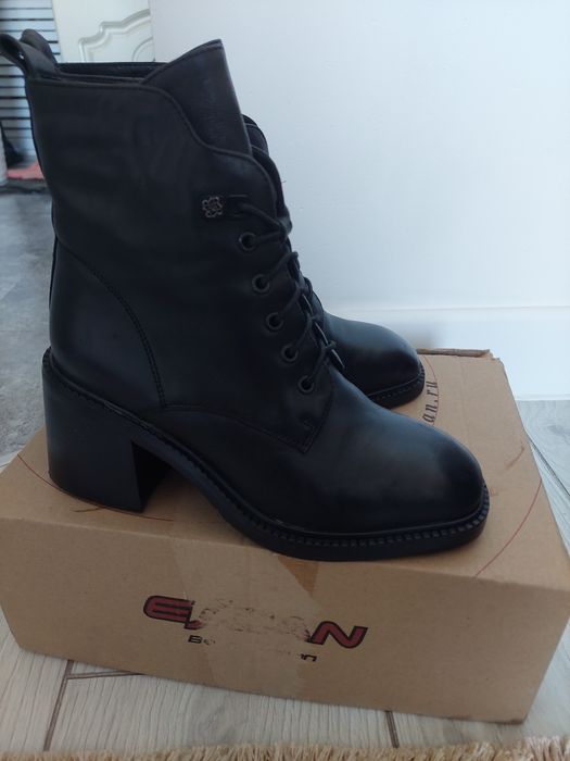 Ботинки  зимние новые