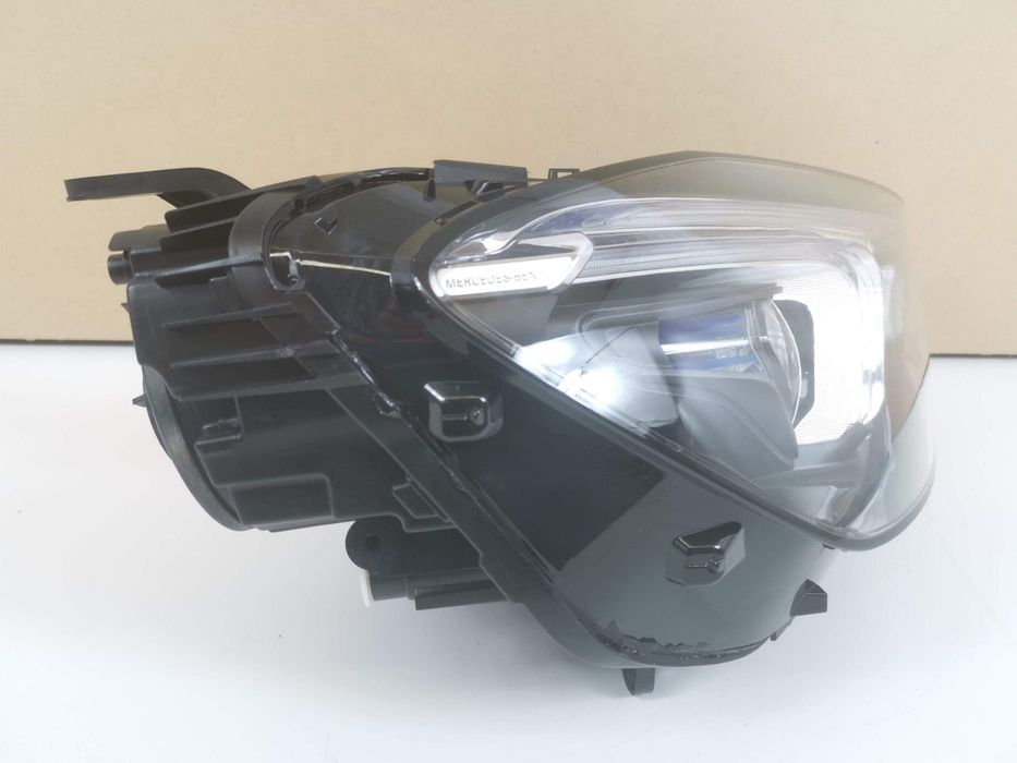 Фар Дясна Мулти-Лъч Лед Мерцедес-Бенц ГЛЕ-Клас / Mercedes-Benz GLE-Cla