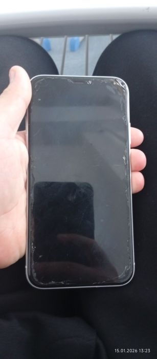 Vând iPhone xr merge perfect original