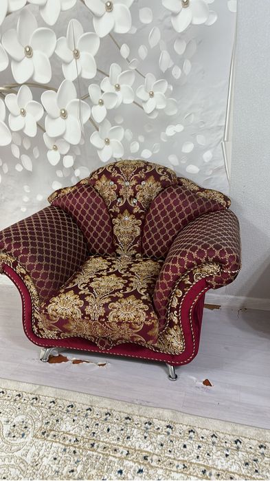 Диван ушеулік жағдайы жаксы тез арада сатамын