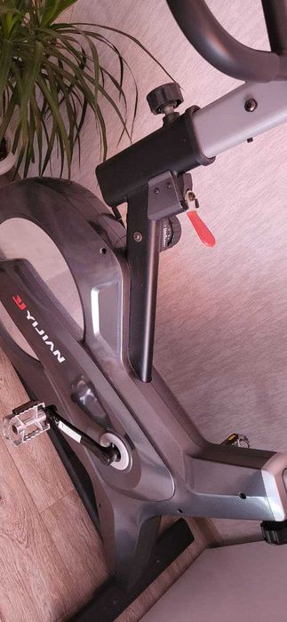 Продам велотренажер