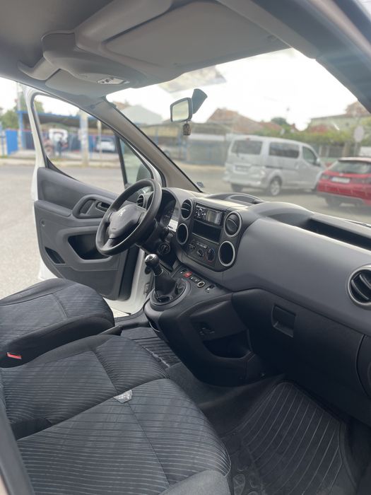 Peugeot Partner 1.6 HDI ХЛАДИЛЕН макси база