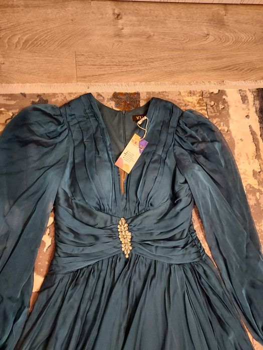 Vand rochie lunga albastru- verzui,luata de la You&Me,noua cu eticheta