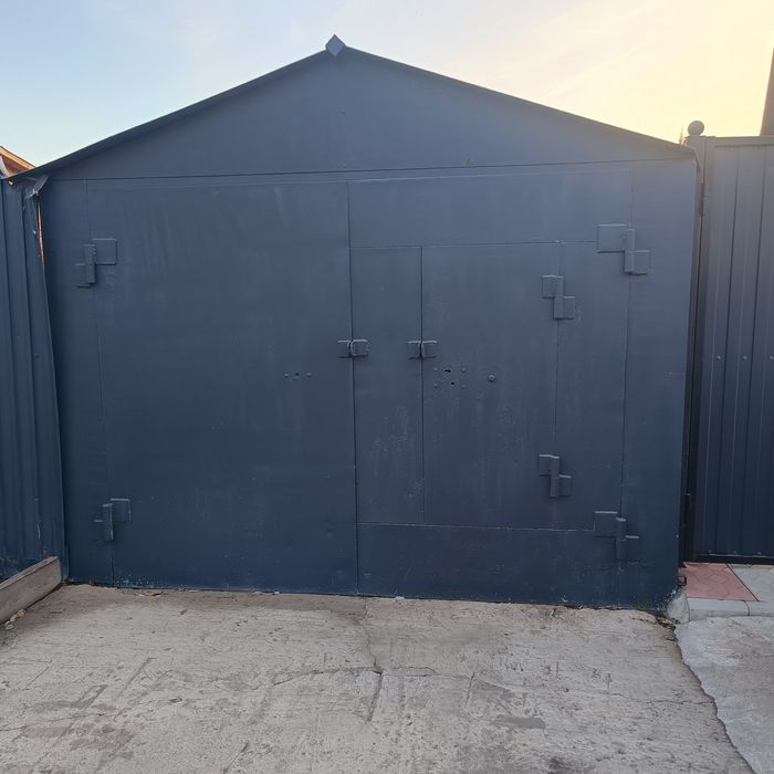 Металлический гараж