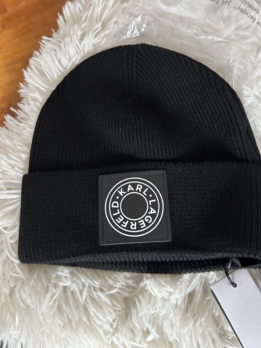 Set sapca fular Karl Lagerfeld