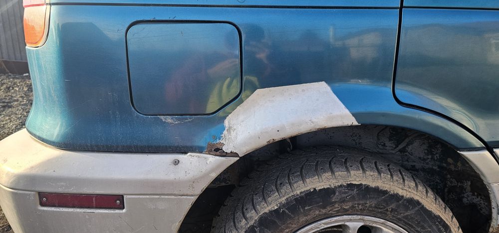 Mitsubishi space runner