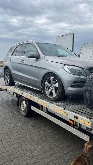 Dezmembram Mercedes Benz ML 3.0 diesel din 2014