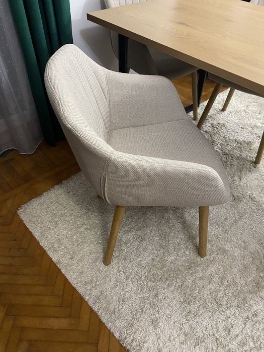 Scaune   stare , noi nefolosite.