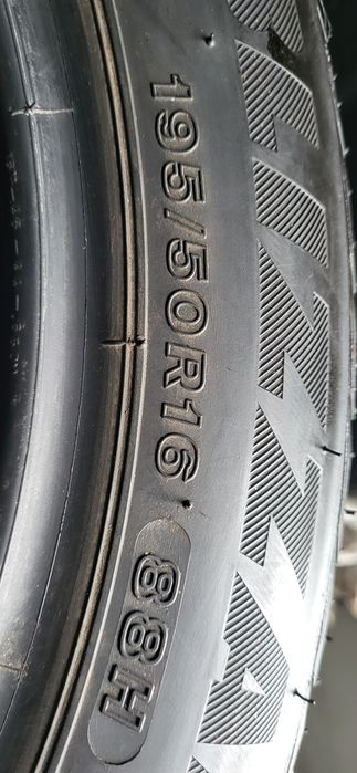 4 anvelope 195 50 16 bridgestone set de iarna 7,7mm